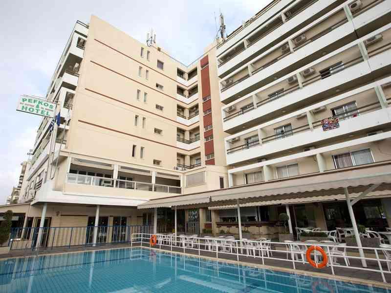 Hotel Pefkos