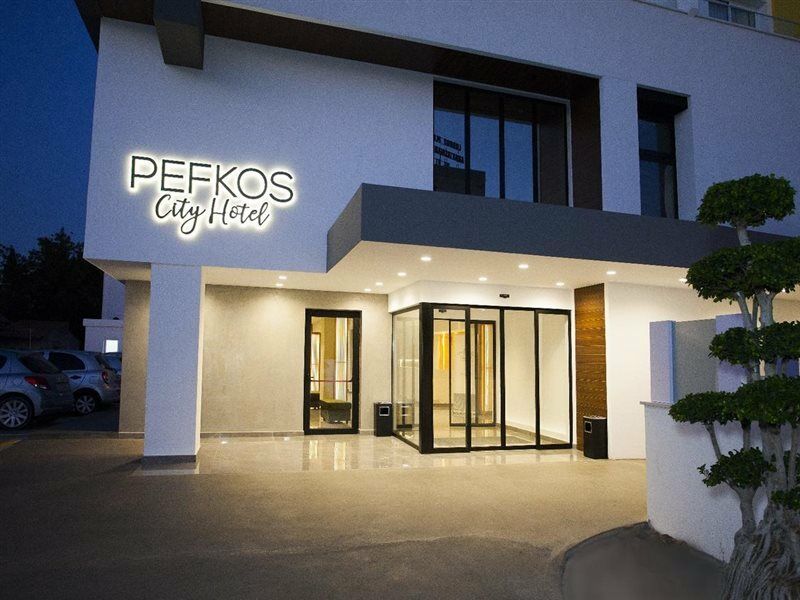 Отель Pefkos Лимасол
